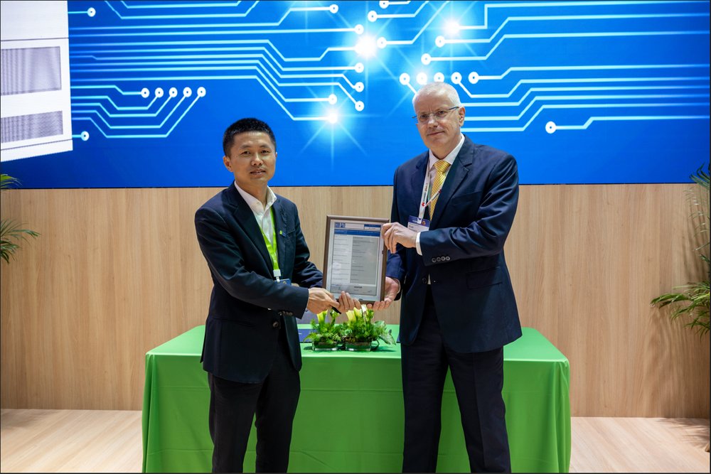 权威认证护航出海征程！Intertek 为正泰电源液冷储能户外柜系列产品颁发 ETL、CB、CE等系列证书