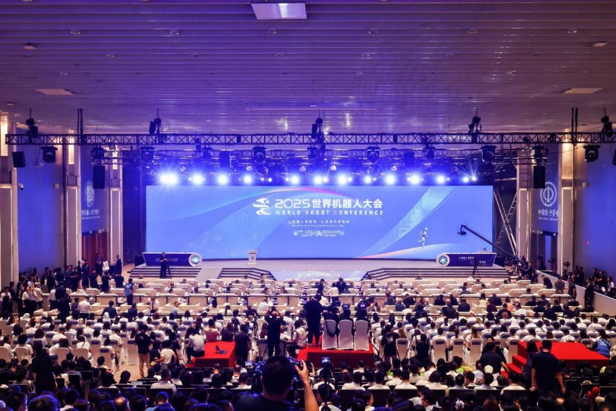 作为科技再登全球科技盛会WRC,AI+养老打造智慧养老新范本