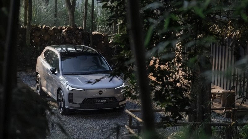 沃尔沃销量持续增长，XC70引领豪华新能源SUV新格局