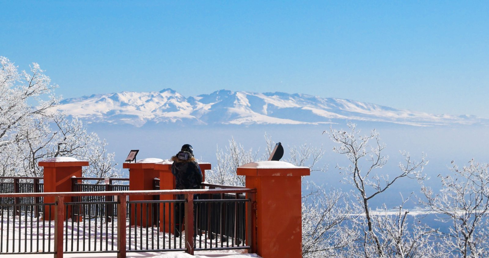 长白山万达国际度假区发布冬季交通攻略 |新增航线与高铁服务提升出行便利性