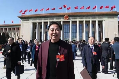 大河奔涌，戏魂立心——记德艺双馨的人民艺术家李树建