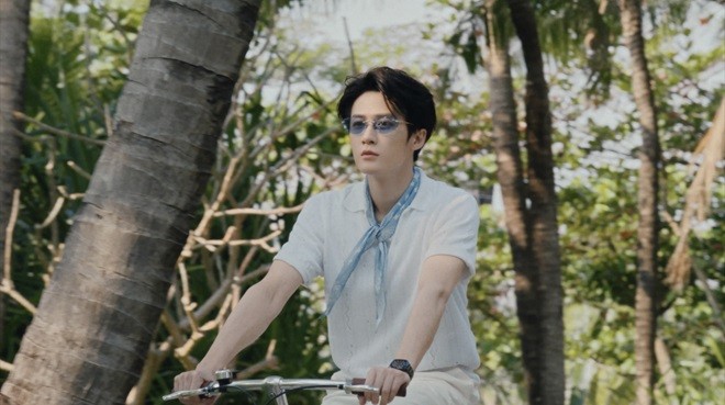 松弛于外，真我于心 与 Rado 真我系列悦享时光